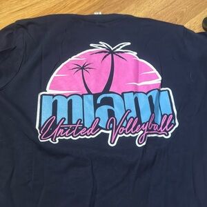 Miami united volleyball tshirt small